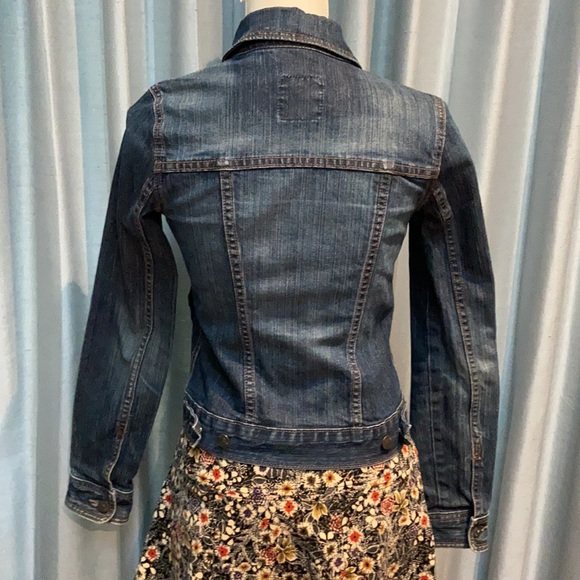 Tailored Cotton Jean Jacket by Old Navy. Size XS - Picture 2 of 15